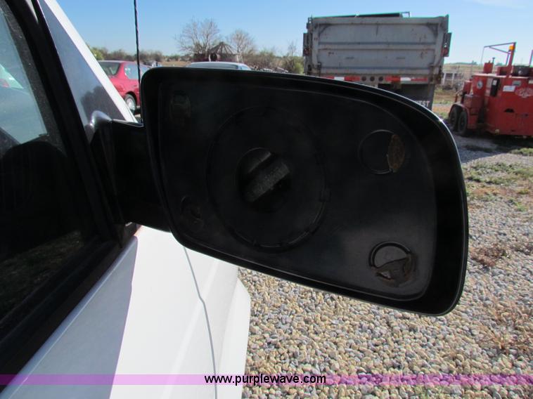 image for item E8165 2001 Chevrolet Astro LS van