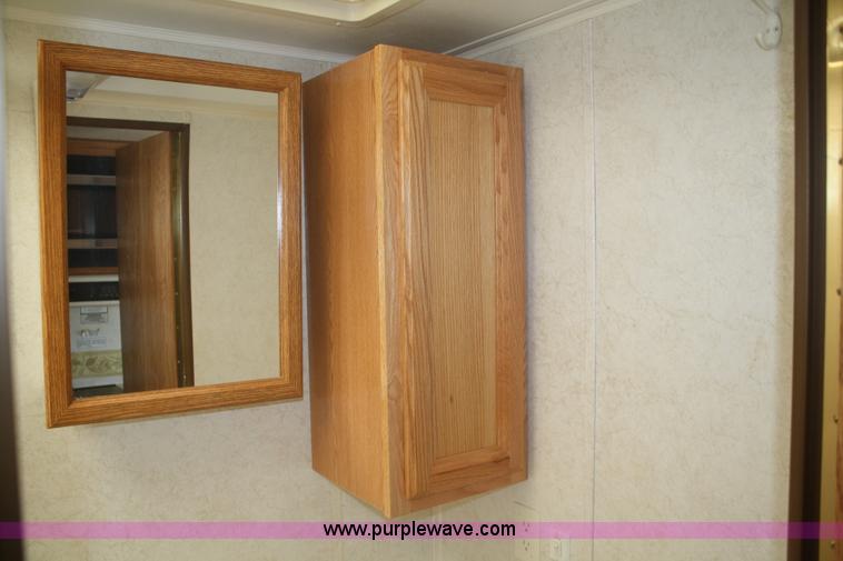 image for item F2740 2003 Gulfstream Independence 24' RV