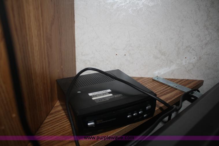 image for item F2740 2003 Gulfstream Independence 24' RV