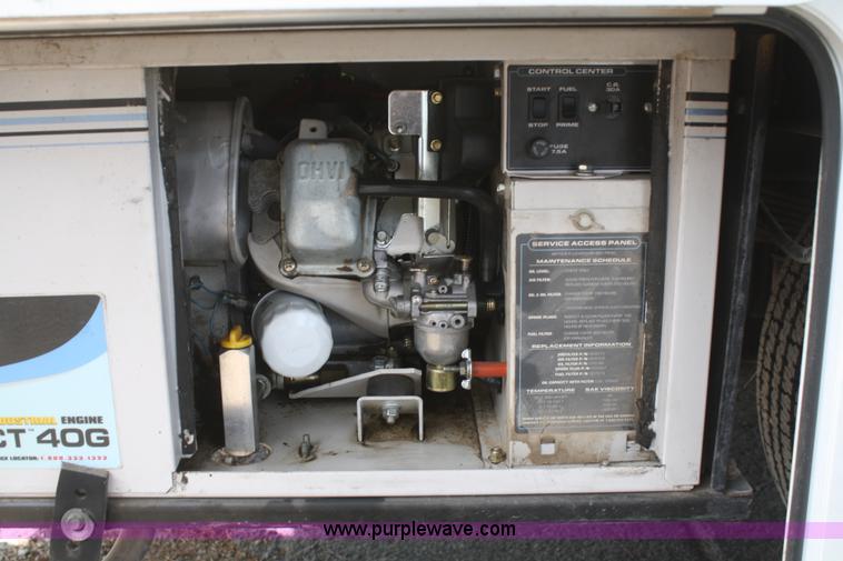 image for item F2740 2003 Gulfstream Independence 24' RV