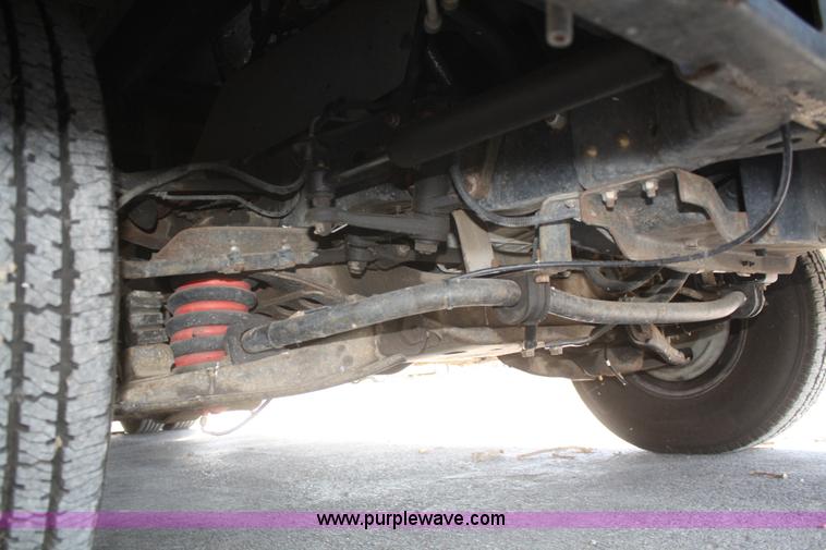 image for item F2740 2003 Gulfstream Independence 24' RV