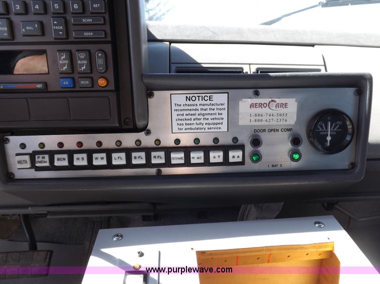 image for item F6215 1991 Chevrolet Silverado C3500 ambulance
