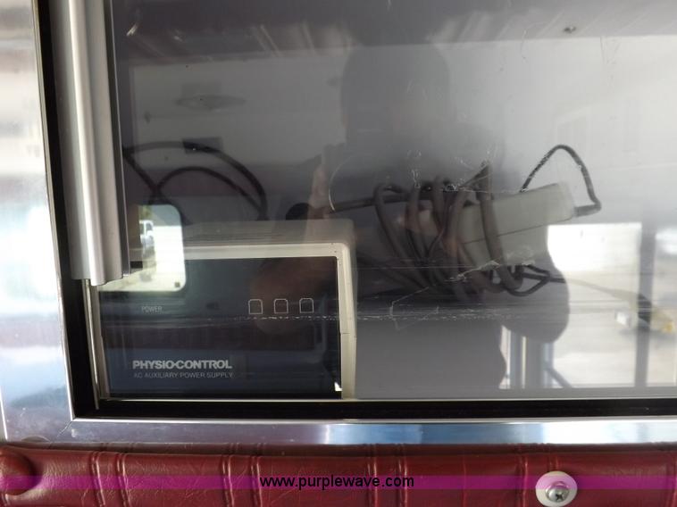 image for item F6215 1991 Chevrolet Silverado C3500 ambulance