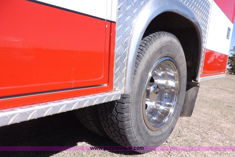 image for item F6215 1991 Chevrolet Silverado C3500 ambulance