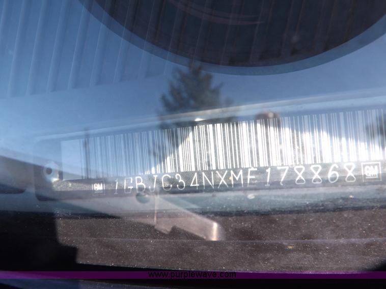 image for item F6215 1991 Chevrolet Silverado C3500 ambulance