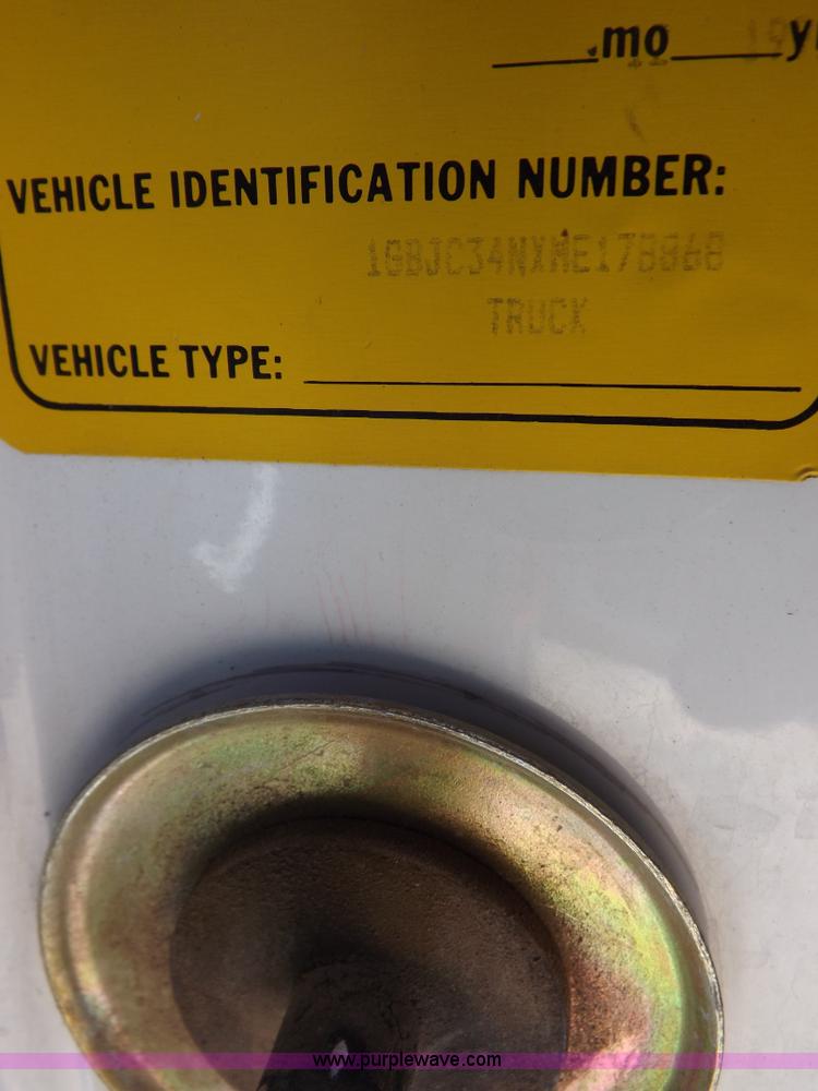 image for item F6215 1991 Chevrolet Silverado C3500 ambulance