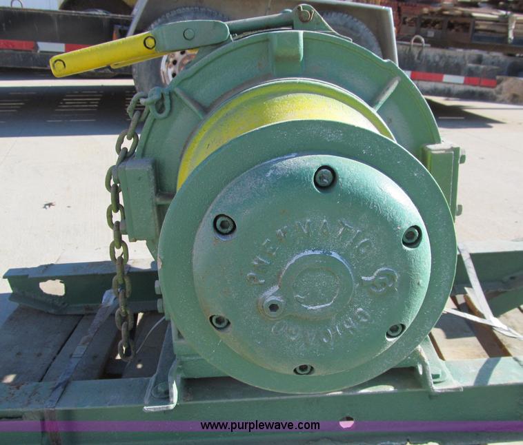 image for item A5400 Chicago Pneumatic air tugger