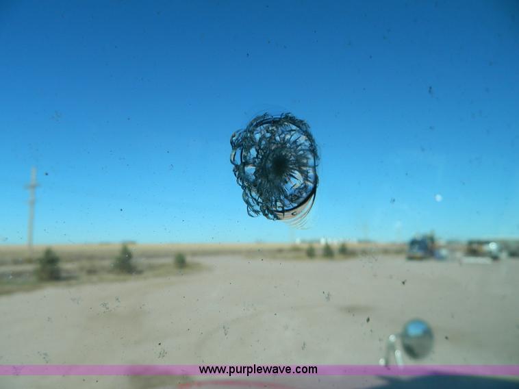 image for item B3978 1995 International 9400 vacuum truck