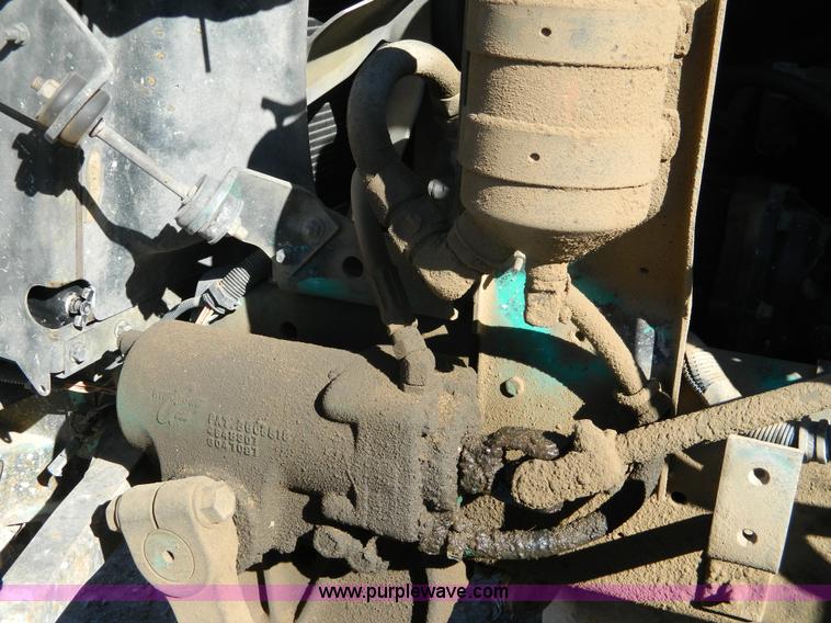 image for item B3978 1995 International 9400 vacuum truck