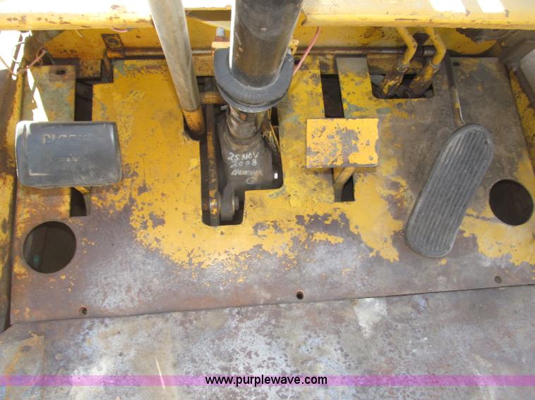 image for item B5256 Clark Lift CHY120D forklift