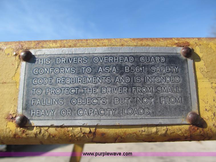 image for item B5256 Clark Lift CHY120D forklift