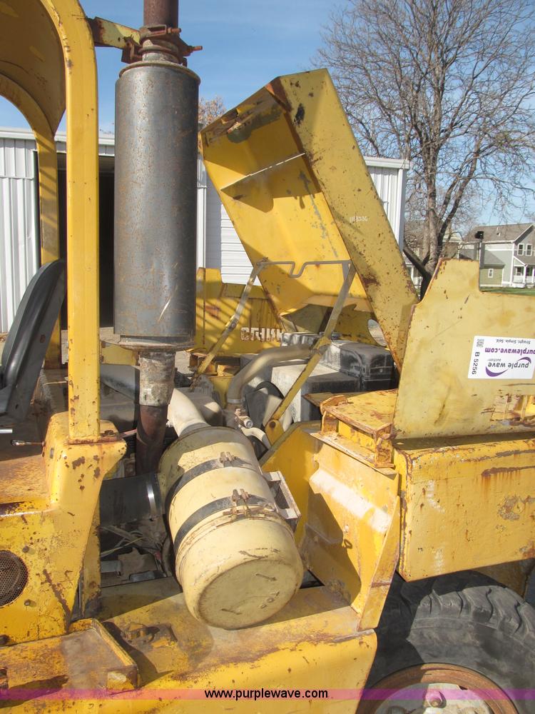 image for item B5256 Clark Lift CHY120D forklift