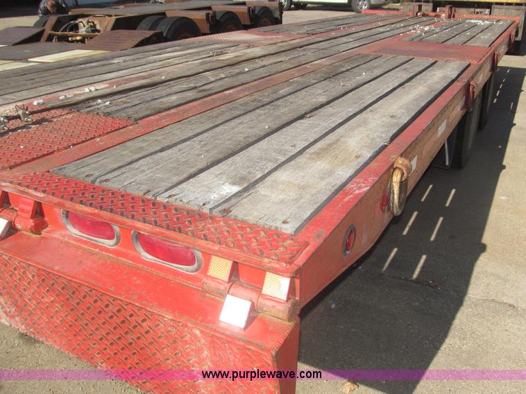 image for item B5258 1999 Evaco Superline 20T 24' tilt trailer