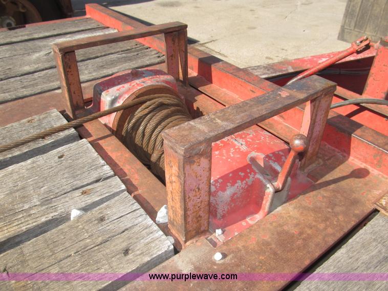 image for item B5258 1999 Evaco Superline 20T 24' tilt trailer