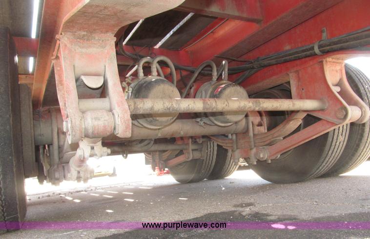 image for item B5258 1999 Evaco Superline 20T 24' tilt trailer