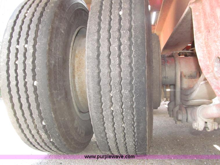 image for item B5258 1999 Evaco Superline 20T 24' tilt trailer