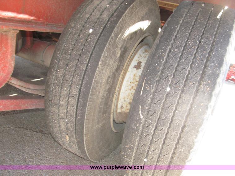 image for item B5258 1999 Evaco Superline 20T 24' tilt trailer