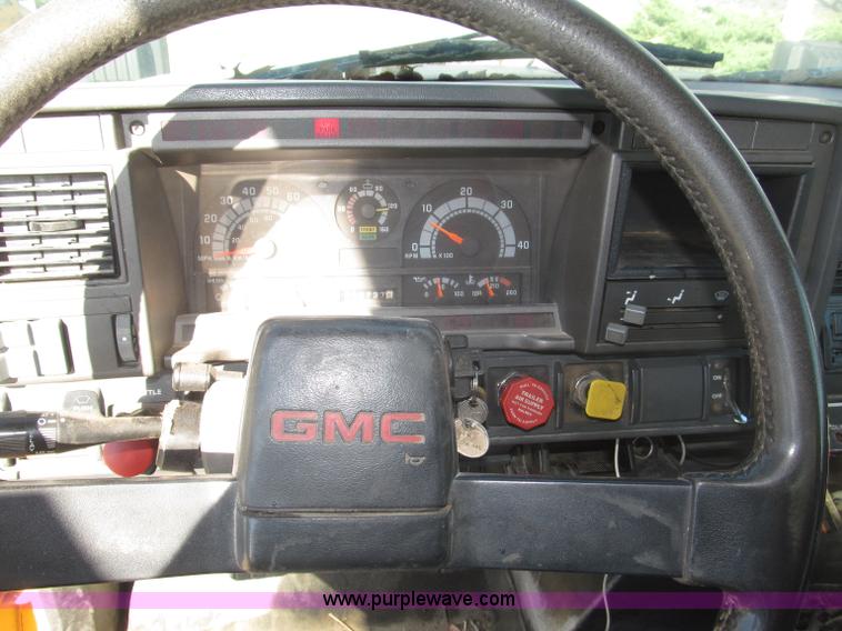 image for item B5259 1997 GMC C8500 dump truck
