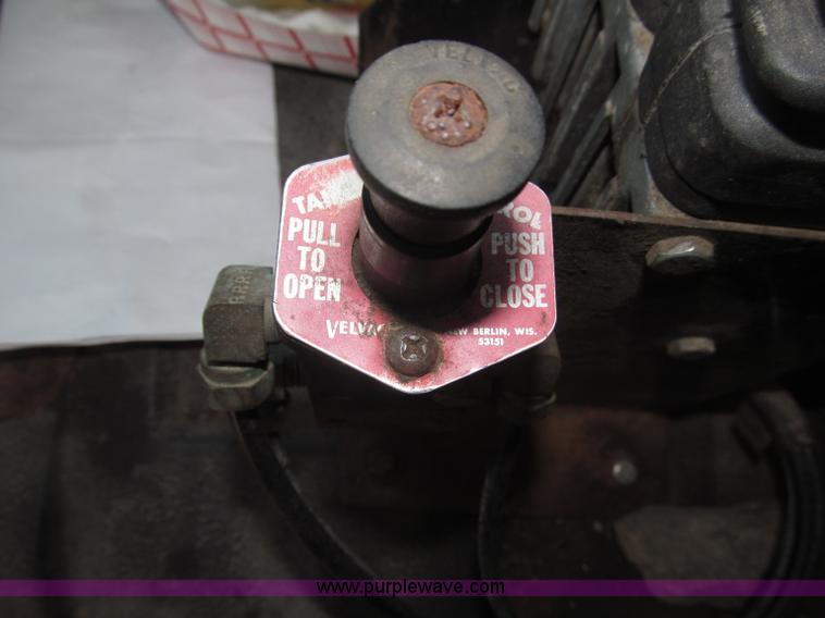 image for item B5259 1997 GMC C8500 dump truck