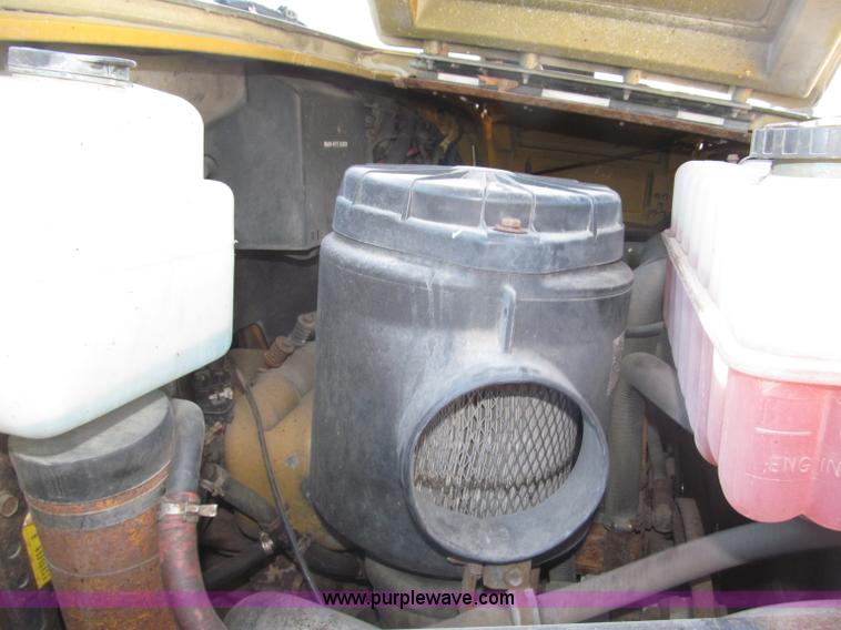 image for item B5259 1997 GMC C8500 dump truck