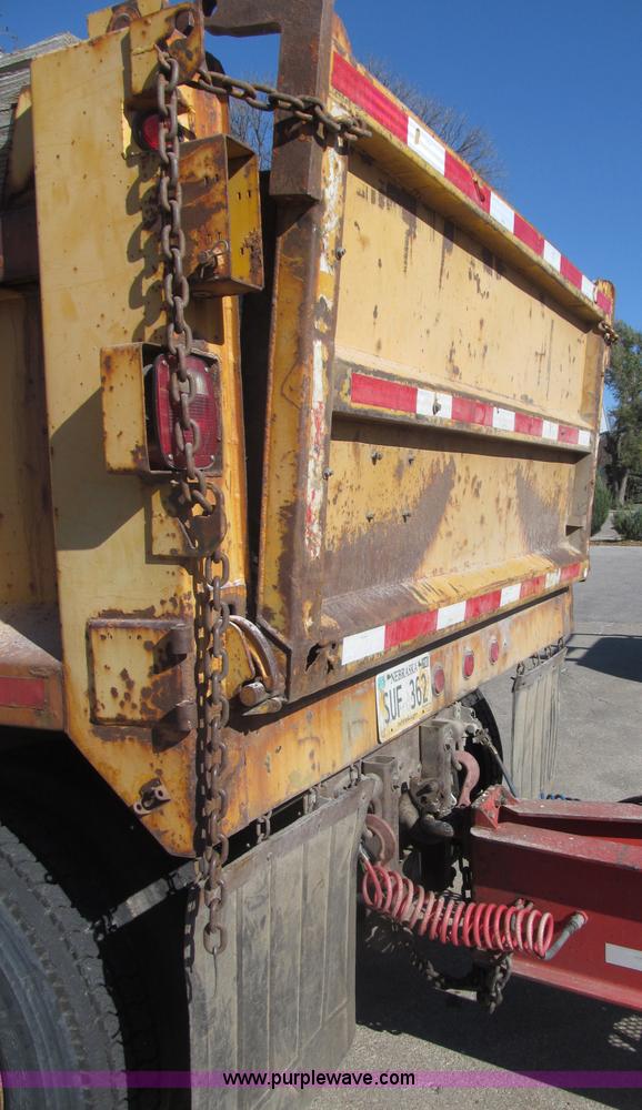 image for item B5259 1997 GMC C8500 dump truck
