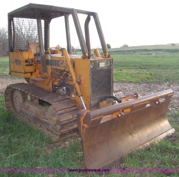 image for item B5260 1981 Case 450B dozer