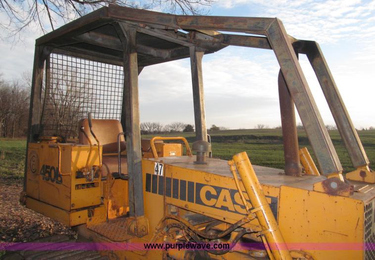 image for item B5260 1981 Case 450B dozer