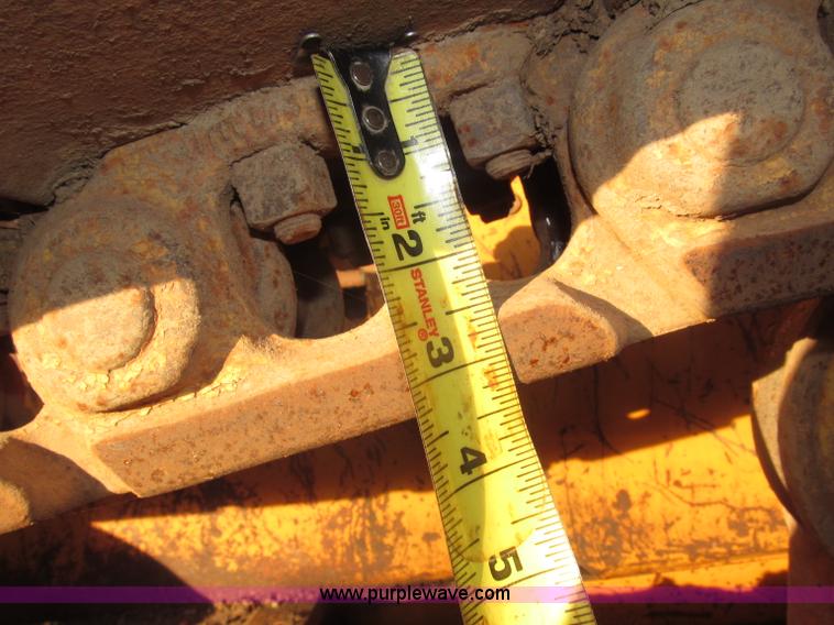 image for item B5260 1981 Case 450B dozer