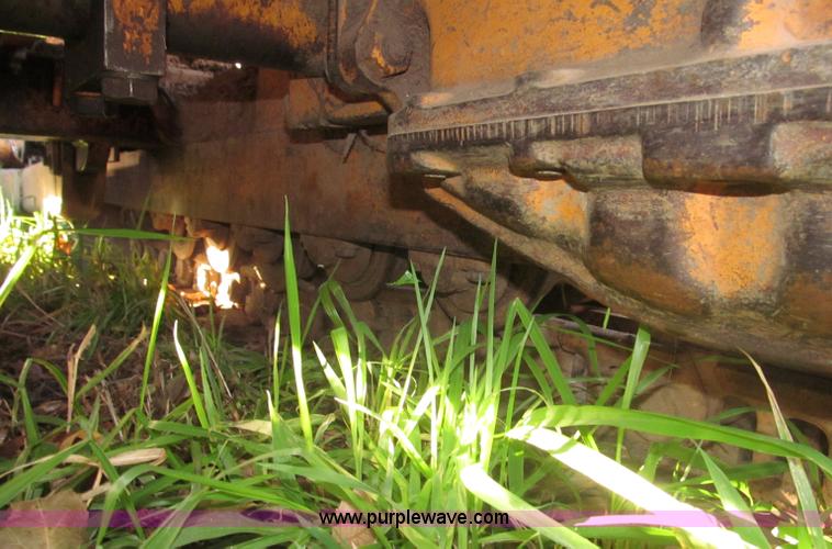 image for item B5260 1981 Case 450B dozer