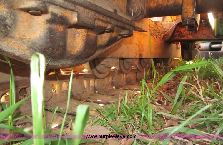 image for item B5260 1981 Case 450B dozer