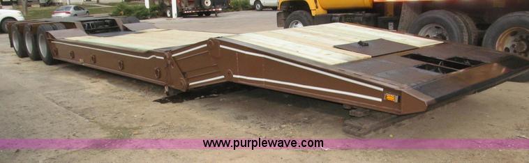 image for item B5273 1985 Trail-Eze triple axle lowboy trailer