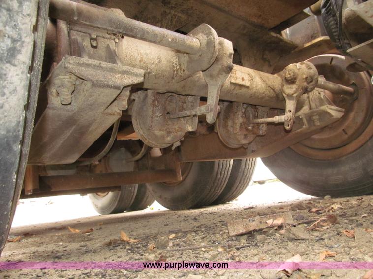 image for item B5273 1985 Trail-Eze triple axle lowboy trailer