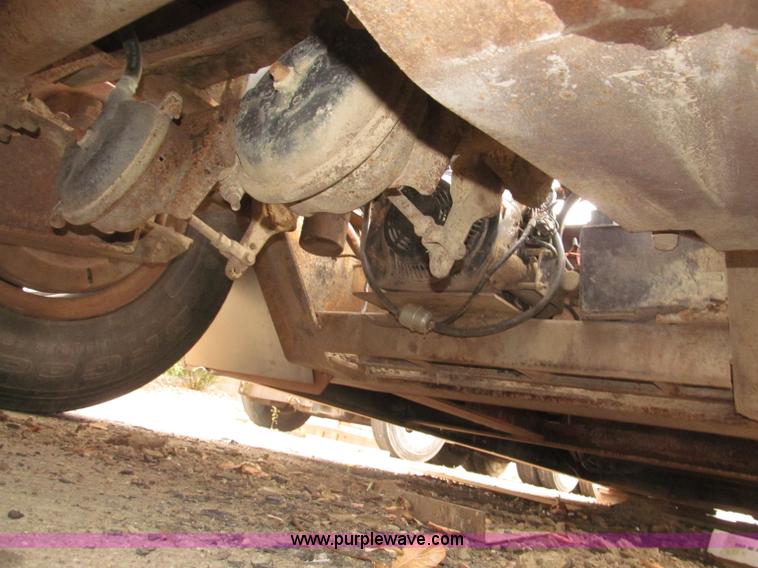 image for item B5273 1985 Trail-Eze triple axle lowboy trailer