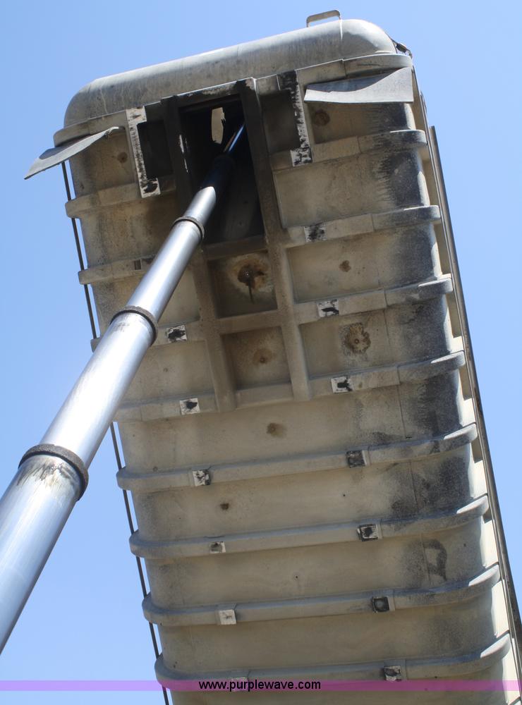 image for item B6953 1985 Fruehauf aluminum end dump trailer