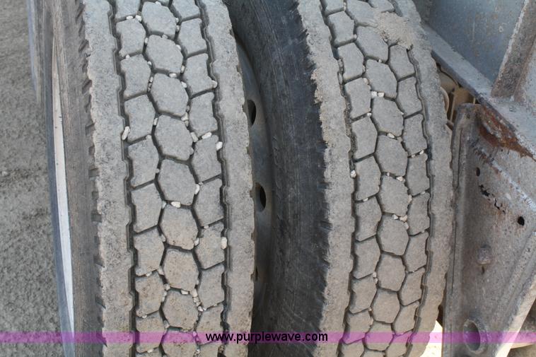 image for item B6953 1985 Fruehauf aluminum end dump trailer