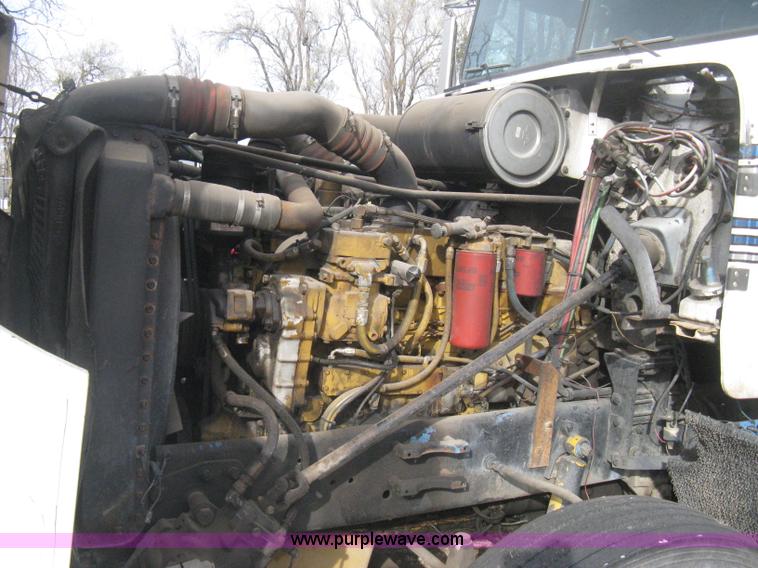 image for item B8229 1990 Freightliner FLD refuse truck