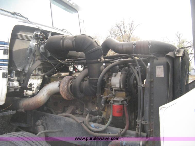 image for item B8229 1990 Freightliner FLD refuse truck