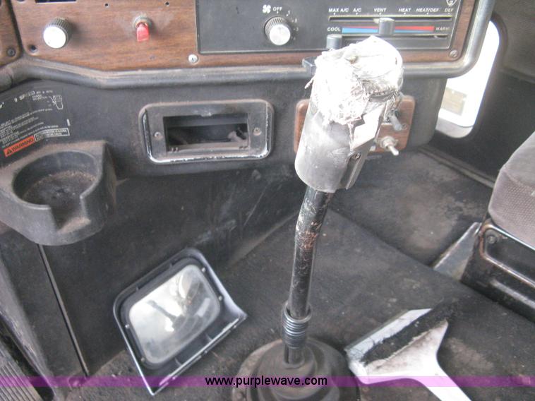 image for item B8229 1990 Freightliner FLD refuse truck