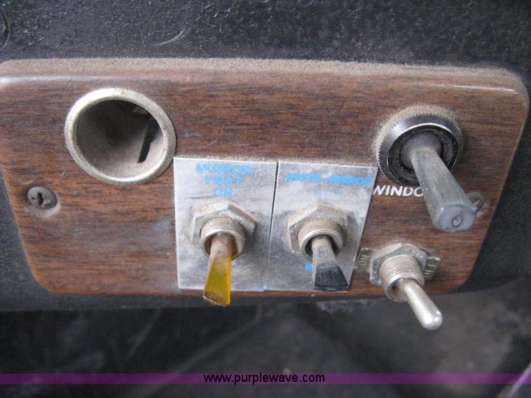 image for item B8229 1990 Freightliner FLD refuse truck