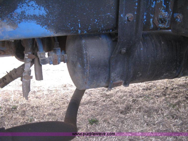 image for item B8229 1990 Freightliner FLD refuse truck