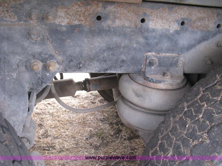 image for item B8229 1990 Freightliner FLD refuse truck