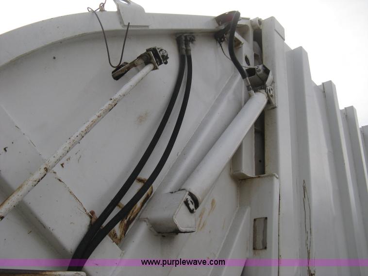 image for item B8229 1990 Freightliner FLD refuse truck