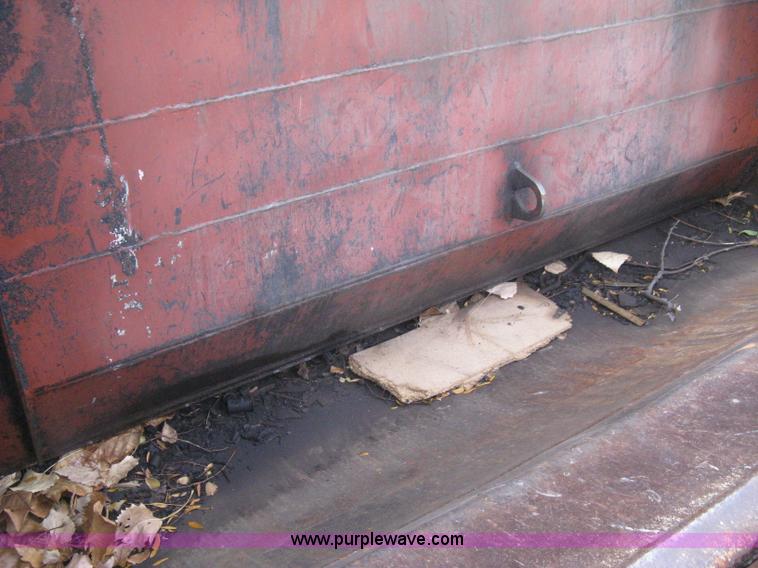 image for item B8229 1990 Freightliner FLD refuse truck