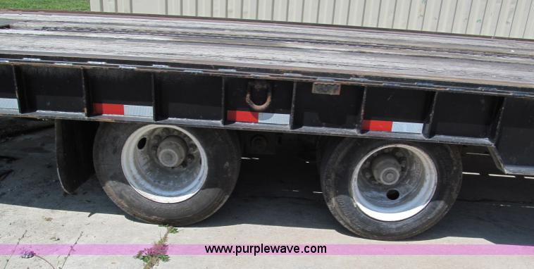 image for item C2194 2008 Superline Landall 48' trailer