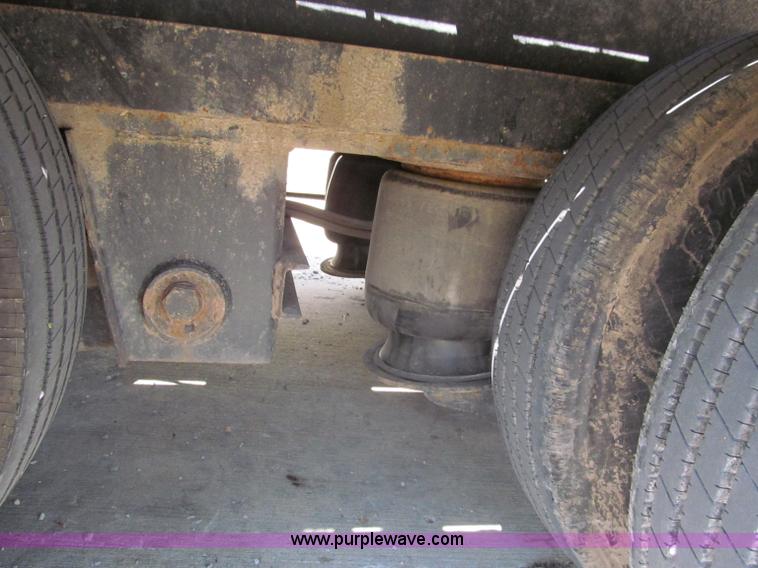 image for item C2194 2008 Superline Landall 48' trailer