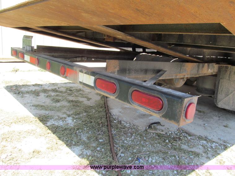 image for item C2194 2008 Superline Landall 48' trailer