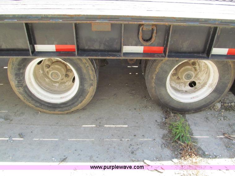 image for item C2194 2008 Superline Landall 48' trailer