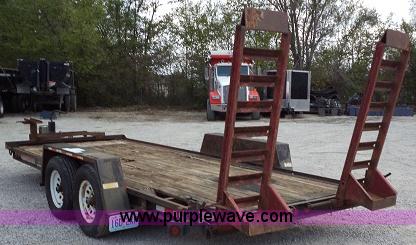 image for item D4741 2001 Towmaster T-12DD trailer