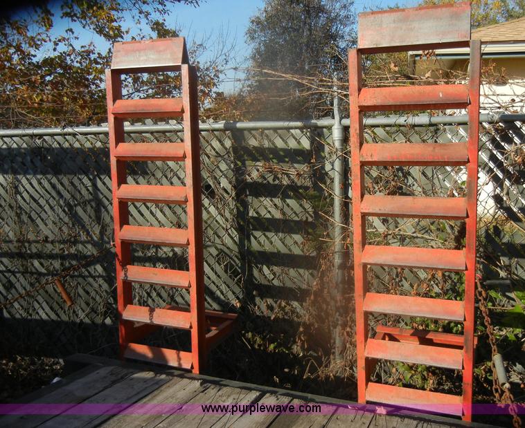 image for item D4742 1998 Towmaster C-10 trailer