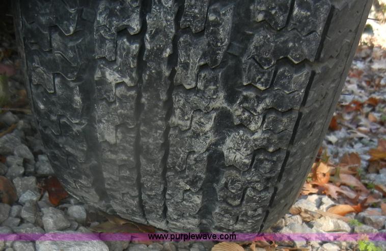 image for item D4742 1998 Towmaster C-10 trailer